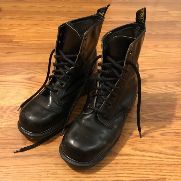 the original dr martens air cushioned sole